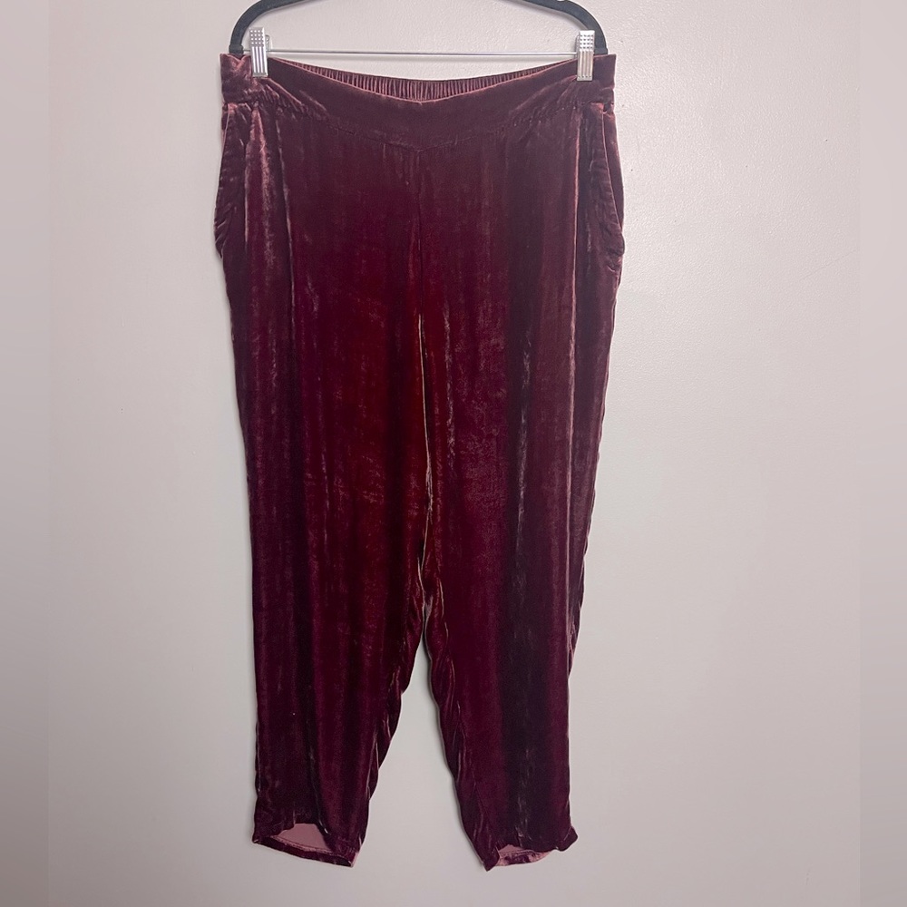 Eileen Fisher Cranberry‎ Velvet Pants Size Large